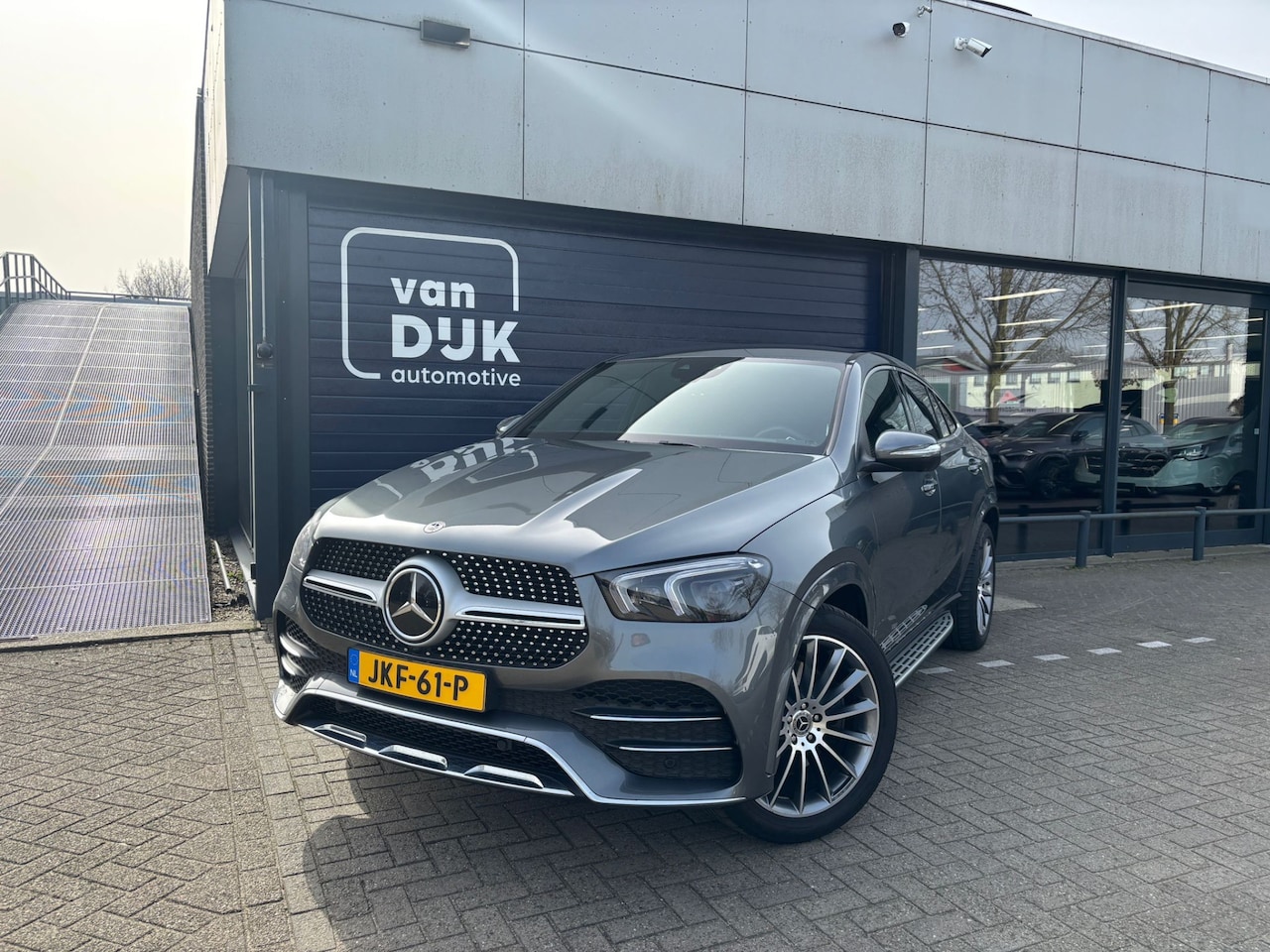 Mercedes-Benz GLE-Klasse Coupé - 350 e 4MATIC Premium Plus 21 inch velgen, Burmester audio, AMG in en exterieur, Multibeam - AutoWereld.nl
