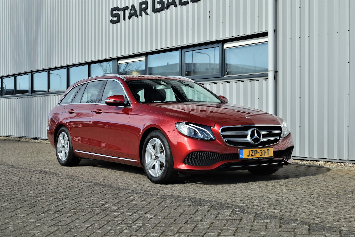 Mercedes-Benz E-klasse Estate - E 200 Avantgarde 52317km - AutoWereld.nl