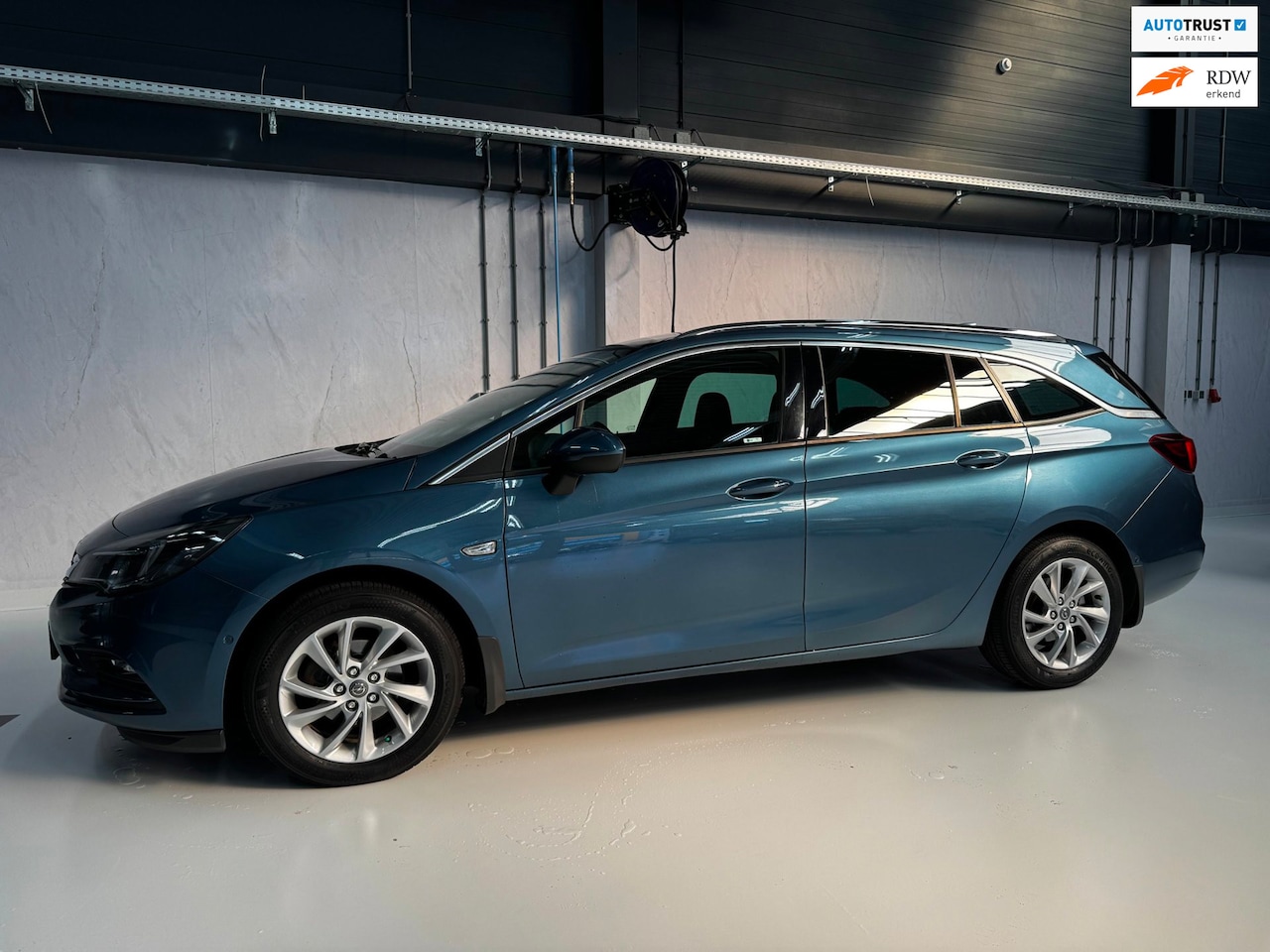 Opel Astra Sports Tourer - 1.0 Innovation *NAP* Automaat - AutoWereld.nl