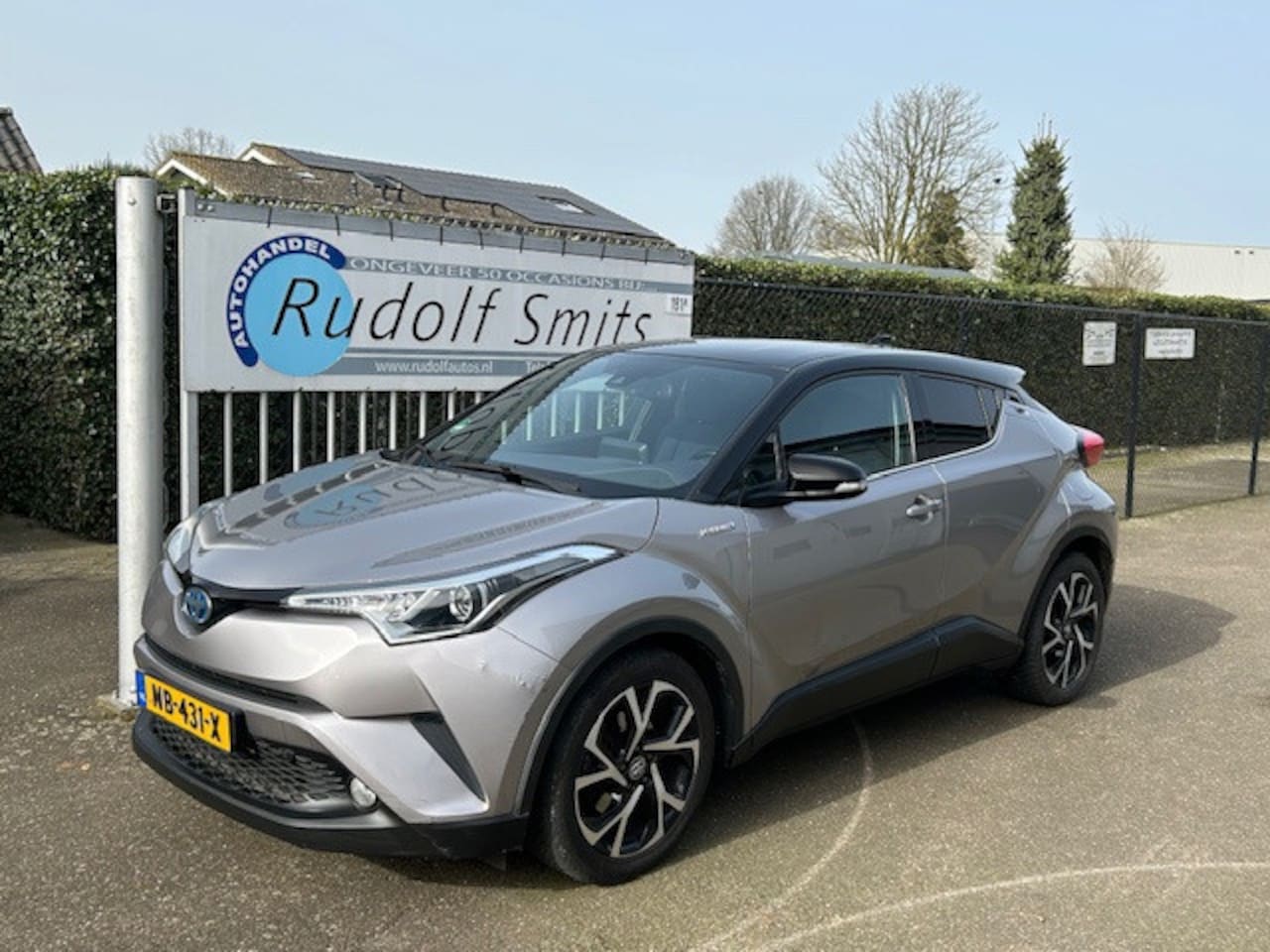 Toyota C-HR - 1.8 Hybrid Bi-Tone 1.8 Hybrid Bi-Tone - AutoWereld.nl
