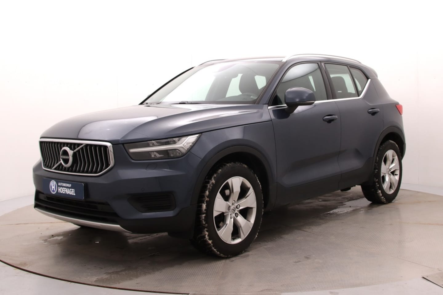 Volvo XC40 - 1.5 T3 Inscription | Automaat | Cruise control | Stoelverwarming | Navigatie | Camera | Tr - AutoWereld.nl