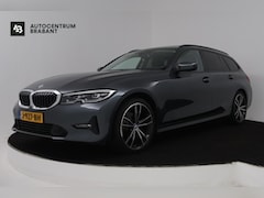 BMW 3-serie Touring - 318i High Executive Edition (PANORAMADAK, TREKHAAK, STOELVERWARMING, CAMERA, NAVIGATIE, PA
