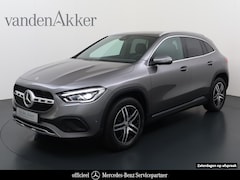 Mercedes-Benz GLA-Klasse - 250e Luxury // Trekhaak // Carplay // Camera // Sfeerverlichting // Widescreen Dashbord