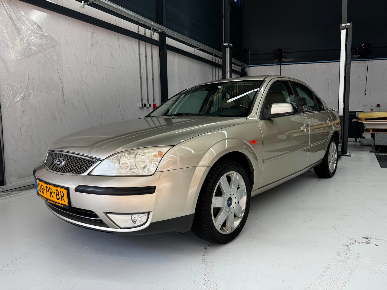 Ford Mondeo - 2.0-16V Ghia Executive *NAP* Automaat - AutoWereld.nl