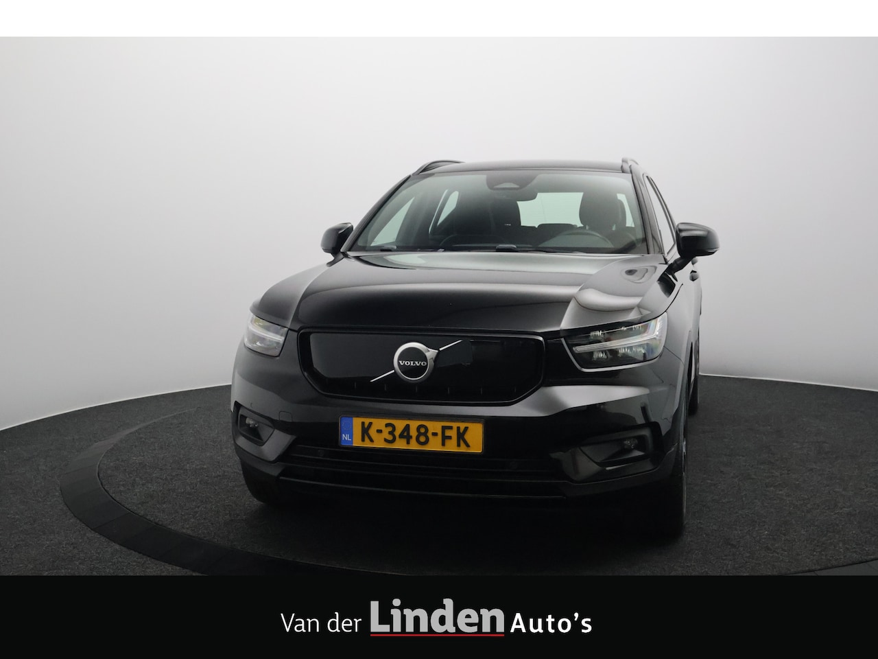 Volvo XC40 - Recharge P8 AWD R-Design 408PK SOH 92,2% | Wegklapbare Trekhaak | Camera | Google Infotain - AutoWereld.nl