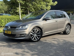 Volkswagen Golf - 1.4 TSI ACT Highline DSG LED