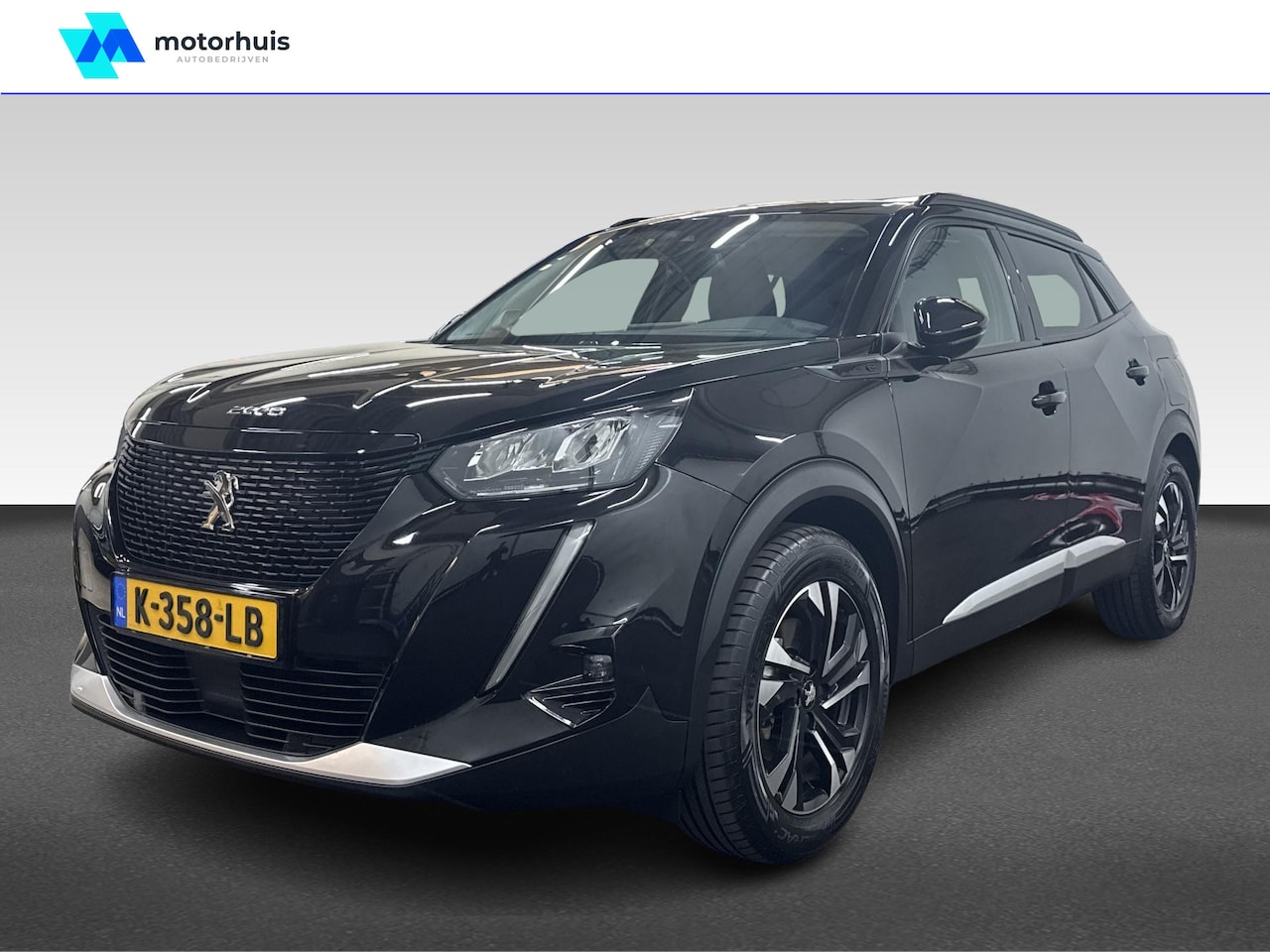 Peugeot e-2008 - EV Blue Lease Allure 50 kWh | Achteruitrijcamera | Voorstoelen verwarmd - AutoWereld.nl