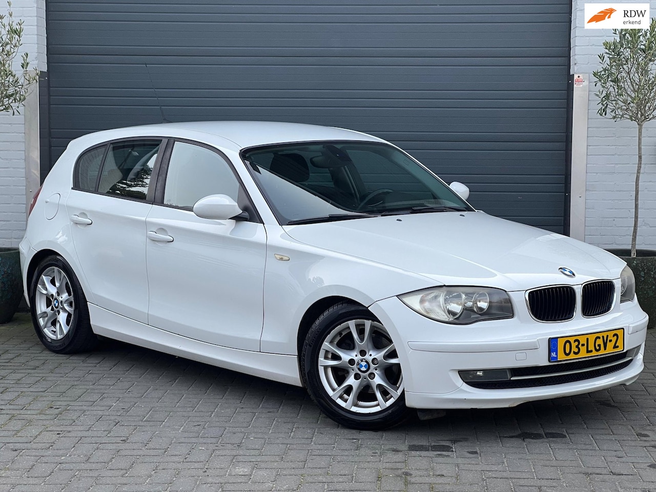 BMW 1-serie - 116i 5-Deurs | Nw. Ketting | Nw. Koppeling | Nw. APK | Cruise | Goed onderhouden | - AutoWereld.nl