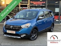 Dacia Lodgy - 1.2 TCe Stepway CRUISE NAVI CAMERA PARK.SENS