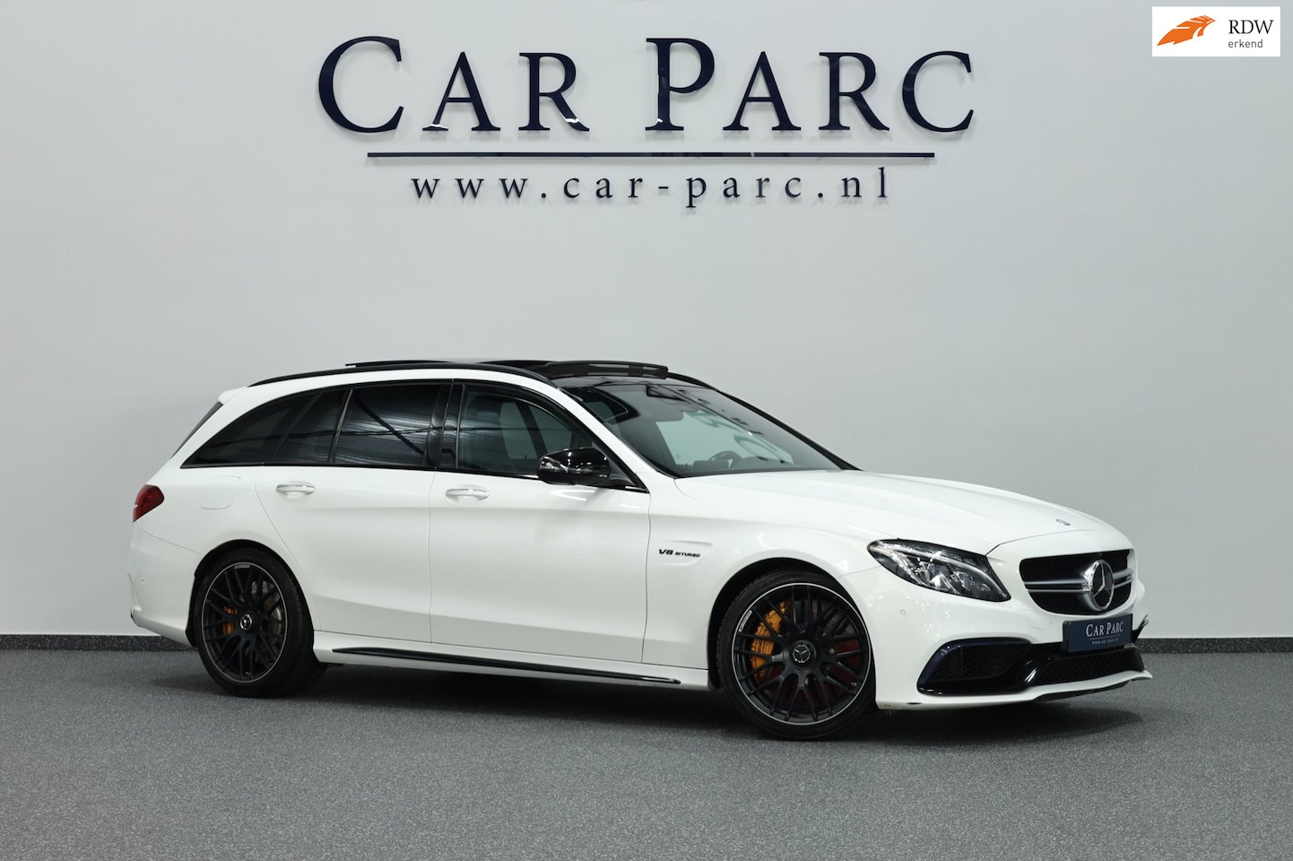 Mercedes-Benz C-klasse - AMG 63 S 510+PK KERAMISCH/KUIPSTOELEN/SFEER/PANO/LEER+S.VERWARMING/19" LMV/360 CAM/ACC/ECC - AutoWereld.nl