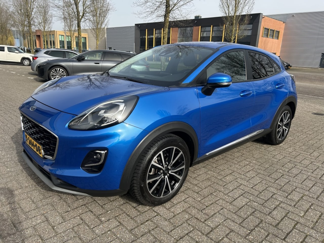 Ford Puma - 1.0 EB Hyb. Tit. X NAVI STOELVW STUURVW CAMERA. - AutoWereld.nl