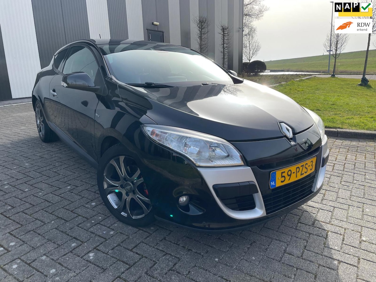 Renault Mégane Coupé - 1.4 TCe Bose Clima-Pdc-Pano-Lmv - AutoWereld.nl
