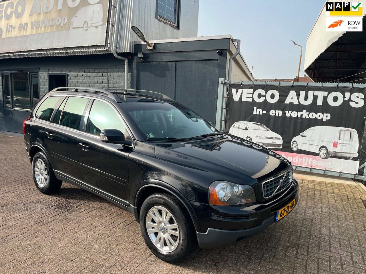 Volvo XC90 - 2.4 D5 Momentum 7 personen navi leer pdc - AutoWereld.nl