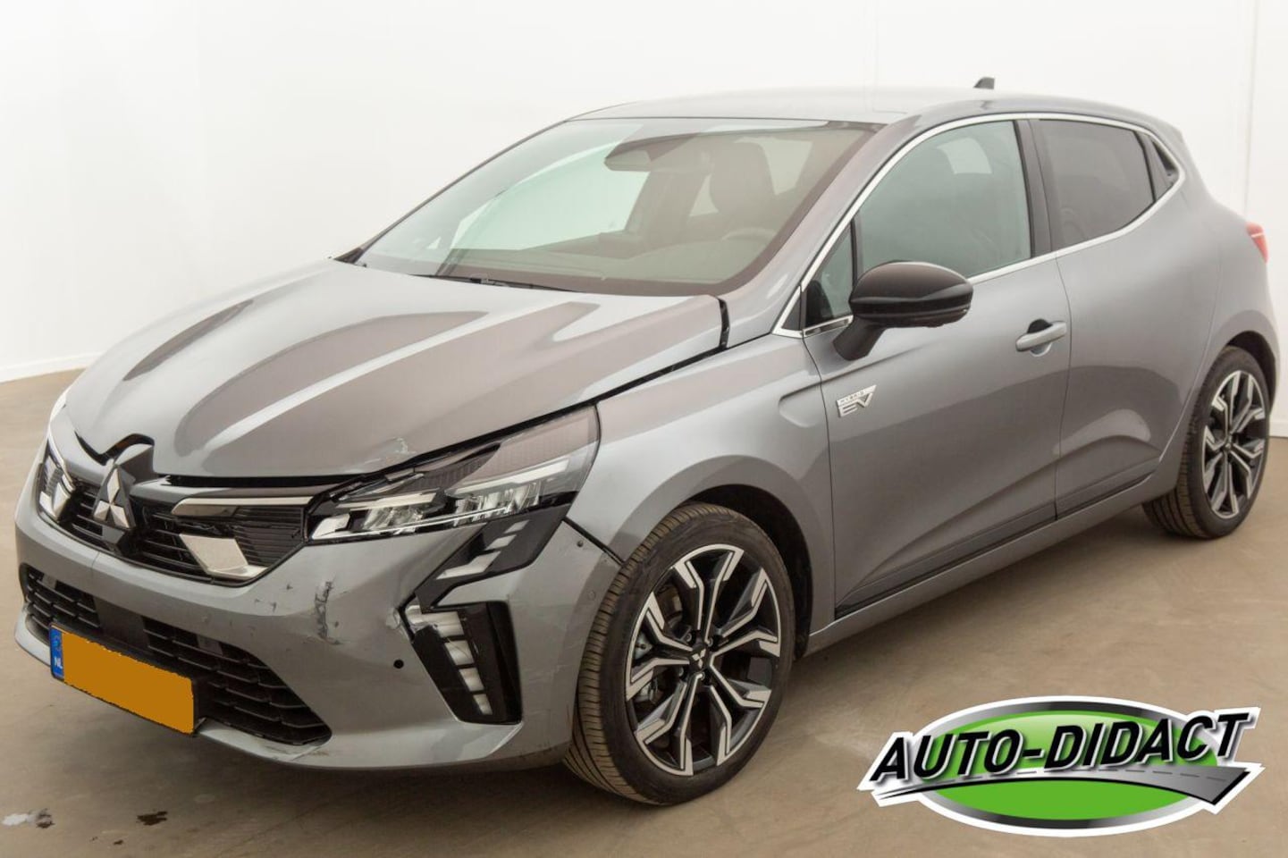 Mitsubishi Colt - 1.6 HEV Automaat 8534 km NAP Camera Instyle - AutoWereld.nl