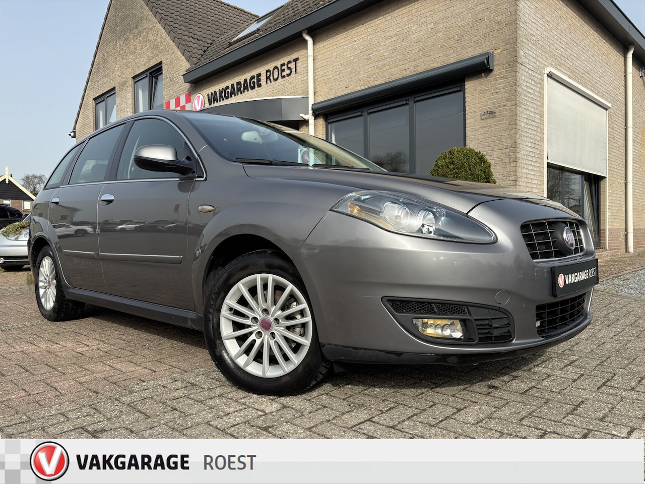 Fiat Croma - 2.2 16V Automaat Corporate Trekhaak / All-Seasons / Cruise control - AutoWereld.nl