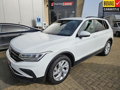 Volkswagen Tiguan - 2.0 TSi 190 PK 4 motion DSG Life Pure Camera/Navi/PDC