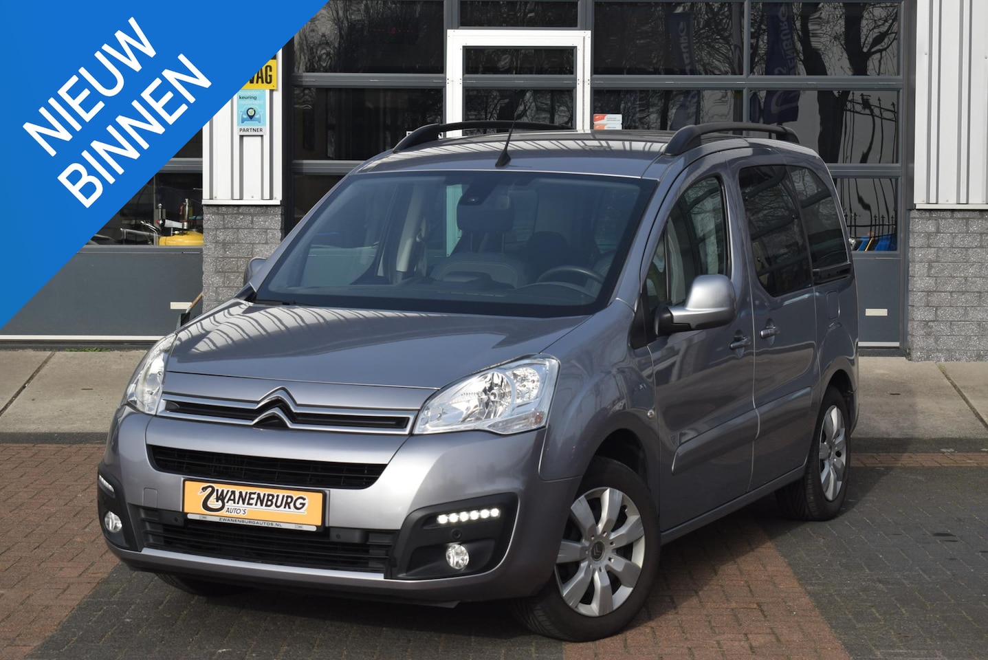 Citroën Berlingo - 1.2 PureTech Feel Navi Airco Camera Km 63.500!! - AutoWereld.nl