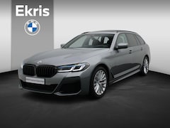 BMW 5-serie Touring - 530e M Sportpakket Pro | Panoramadak | Comfortstoelen | Driving Assistant | Head-Up Displa