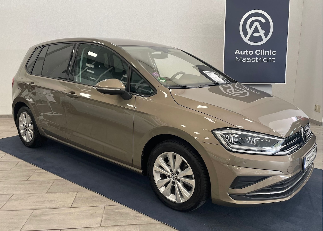 Volkswagen Golf - SPORTVAN | FULL LED | NAVI | MASSAGE | 1.5 TSI ACT Comfortline - AutoWereld.nl