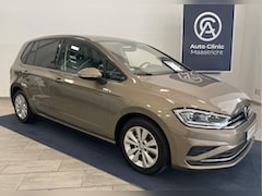 Volkswagen Golf - SPORTVAN 1.5 TSI ACT Comfortline FULL LED / MASAGE / NAVI /