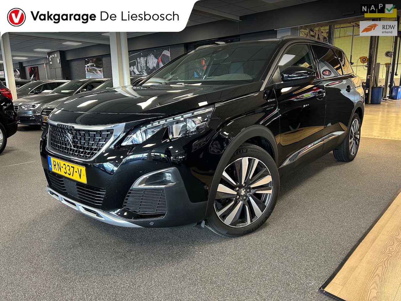 Peugeot 5008 - 1.2 PureTech GT-Line / 7 persoons / Panorama-dak / navigatie - AutoWereld.nl