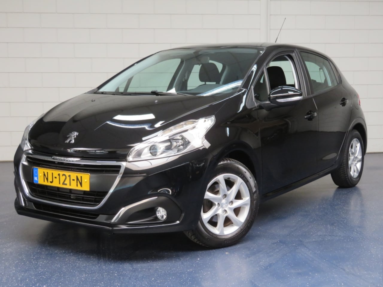 Peugeot 208 - 1.2 PT Active - AutoWereld.nl