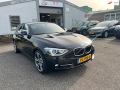 BMW 1-serie - 118d Business Voll. Dealer OH / ZGAN / CLIMA / BI-XENON