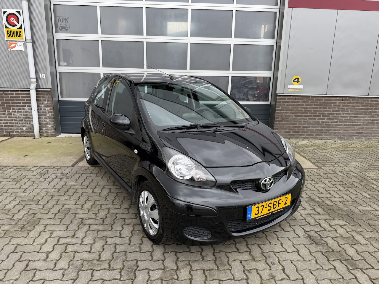 Toyota Aygo - 1.0-12V Comfort Navigator 1.0-12V Comfort Navigator - AutoWereld.nl