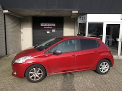Peugeot 208 - 1.2 VTi Style / MOTOR KAPOT / ENGINE NO START / NAVI / ALU VELGEN