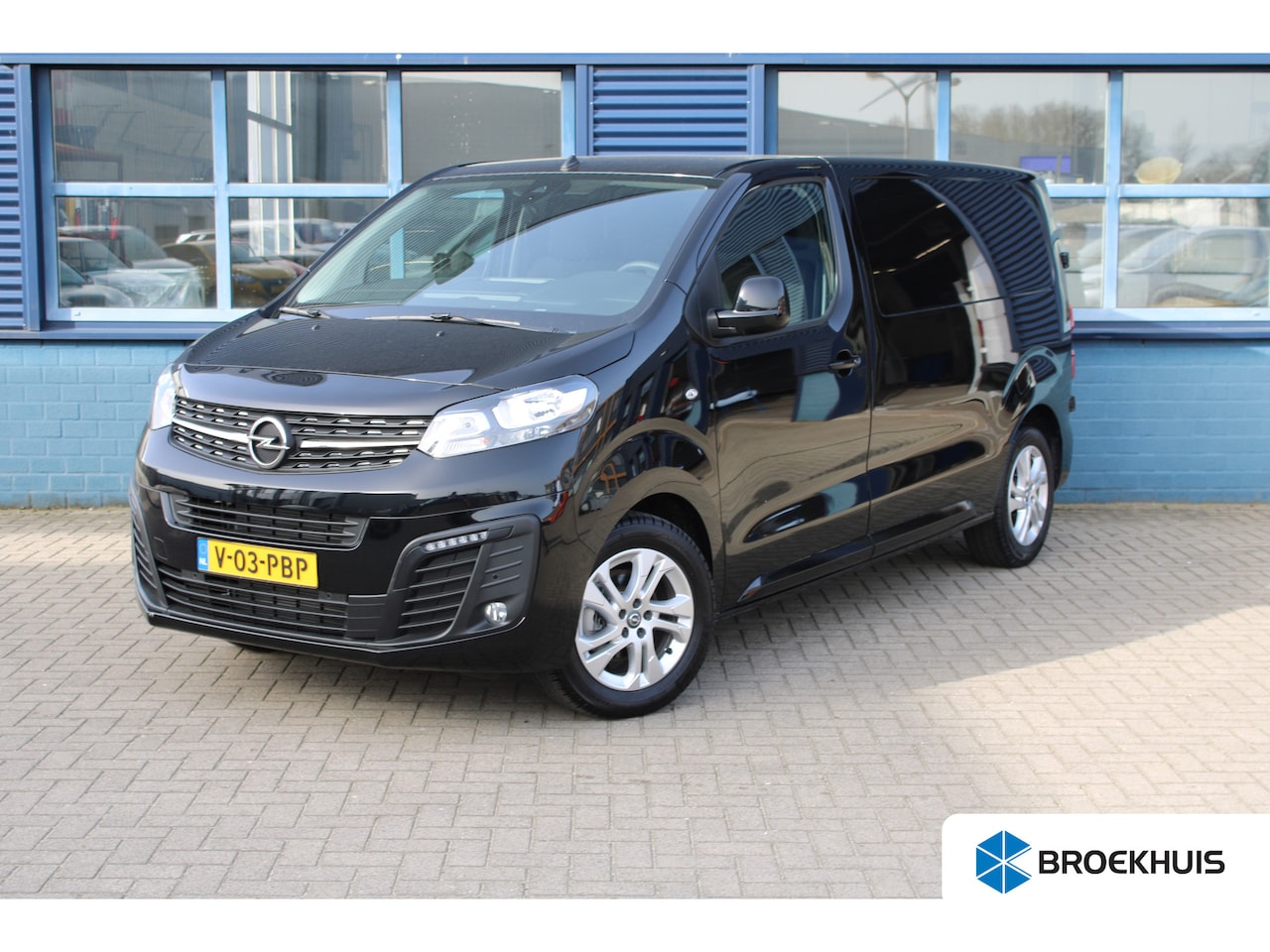 Opel Vivaro - L2 2.0 180 PK AUTOMAAT NAVI | CAMERA | 17" VELGEN | NIEUWE AUTO! - AutoWereld.nl