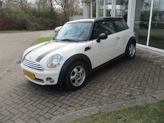 MINI Cooper - 1.6 Business Line Motor Rookt