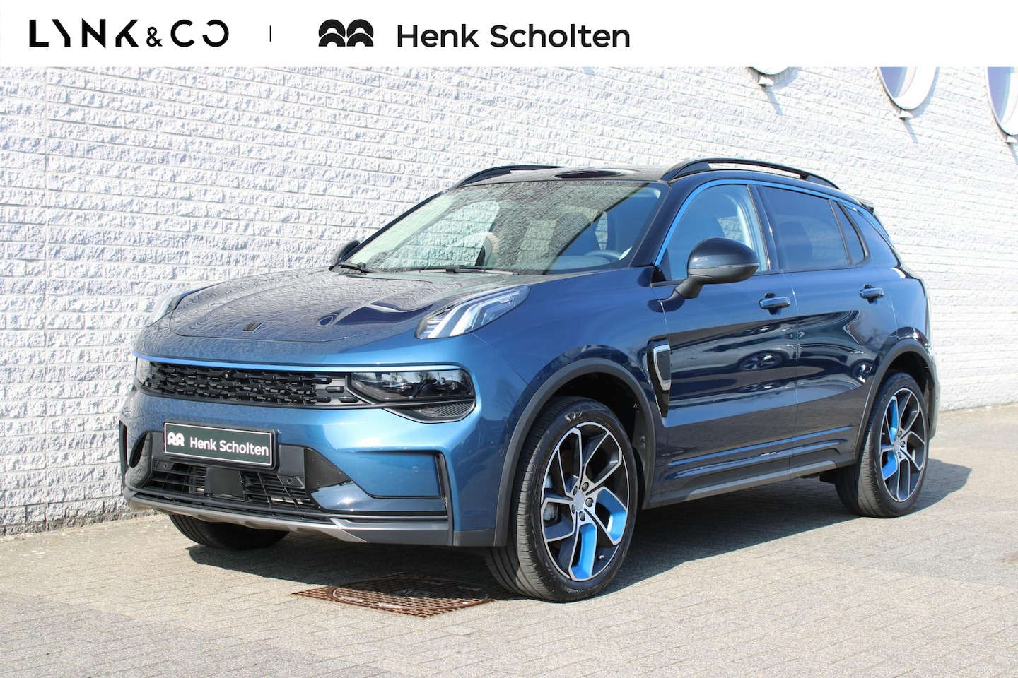 Lynk & Co 01 - 1.5 | Panoramadak | Adaptieve cruise control | Apple carplay/Android auto | 20 inch Lichtm - AutoWereld.nl