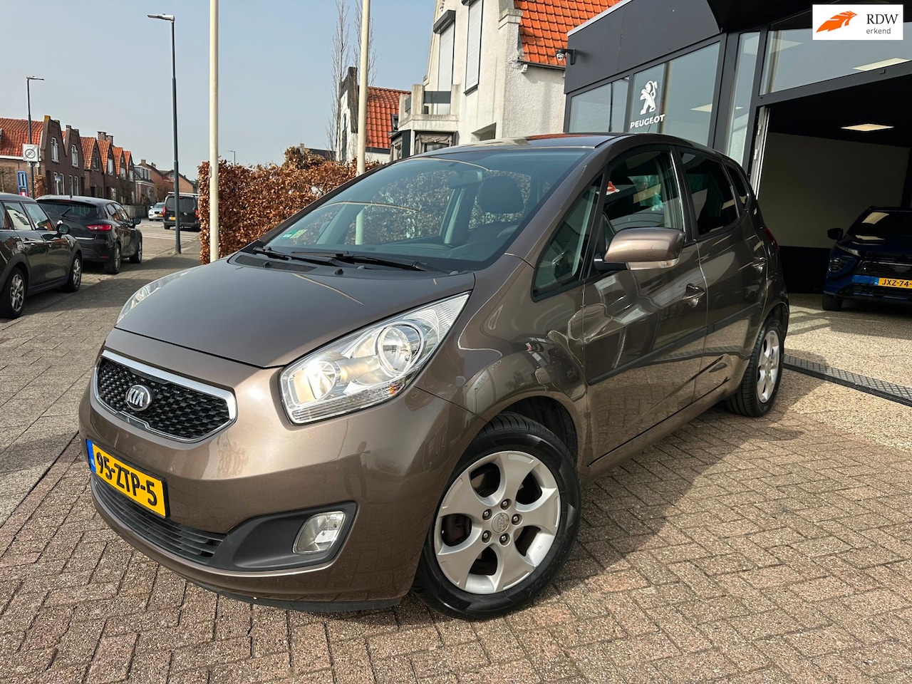 Kia Venga - 1.6 CVVT Super Pack|Automaat|Leder|Clima|Navi|Cruise Control - AutoWereld.nl