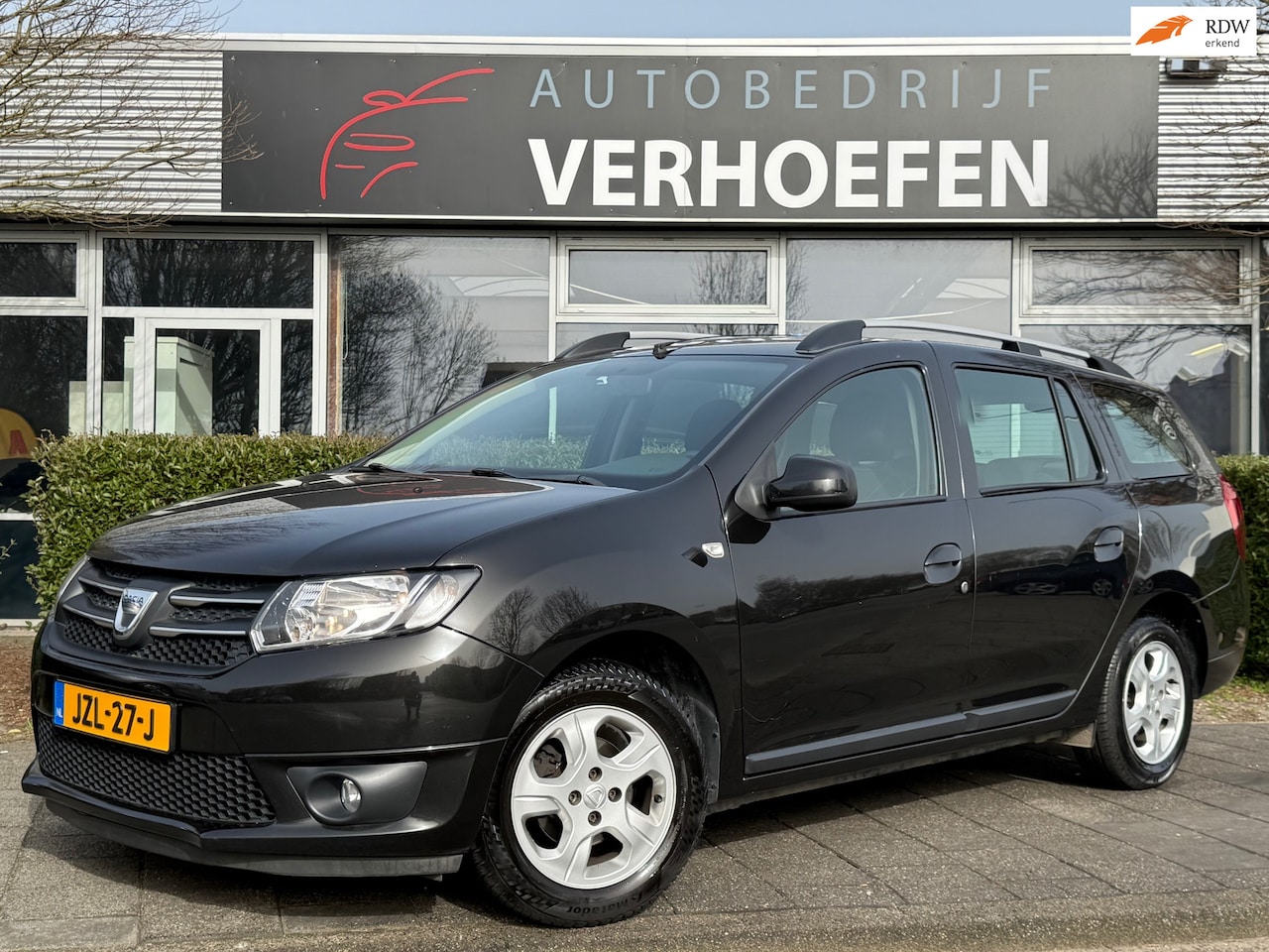Dacia Logan MCV - 0.9 TCe Prestige - AIRCO - CRUISE / CLIMATE CONTR - TREKHAAK - BT ! - AutoWereld.nl