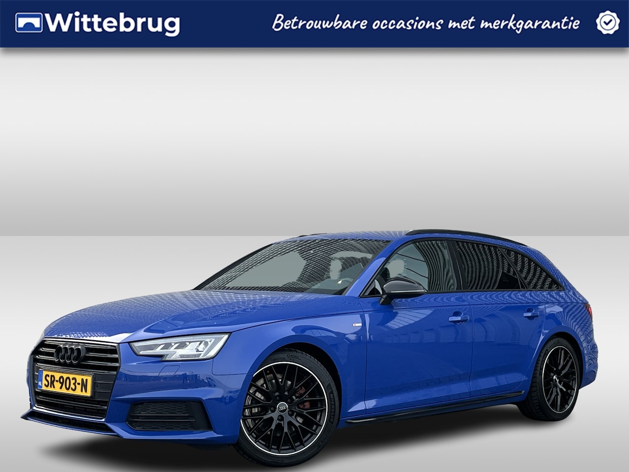 Audi A4 Avant - 2.0 TFSI 190PK Sport S line black edition | Nogaroblau RS2 Kleur | Matrix | MMI Navigation - AutoWereld.nl