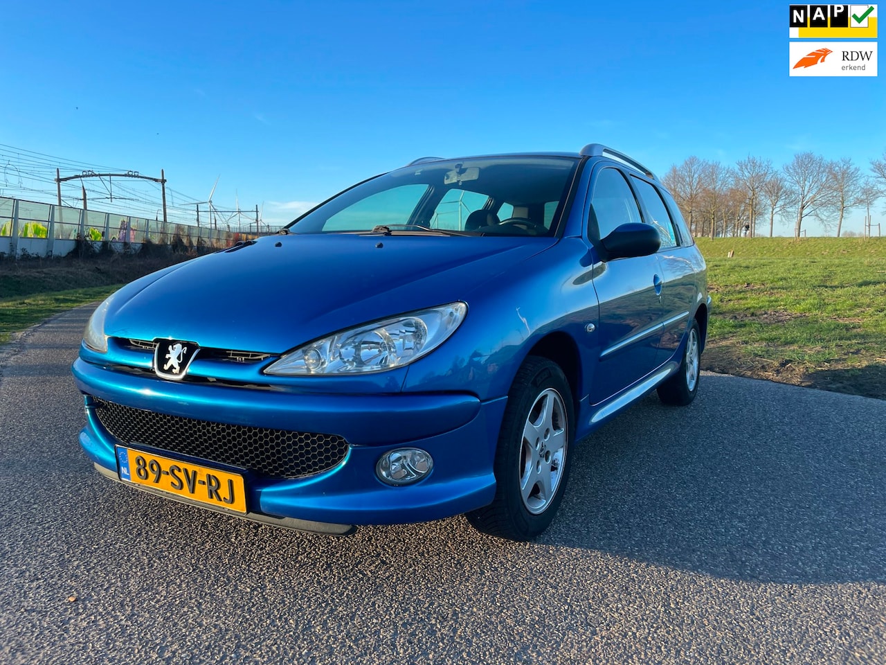 Peugeot 206 SW - 1.4 Air-line 3 | Airco | APK - AutoWereld.nl