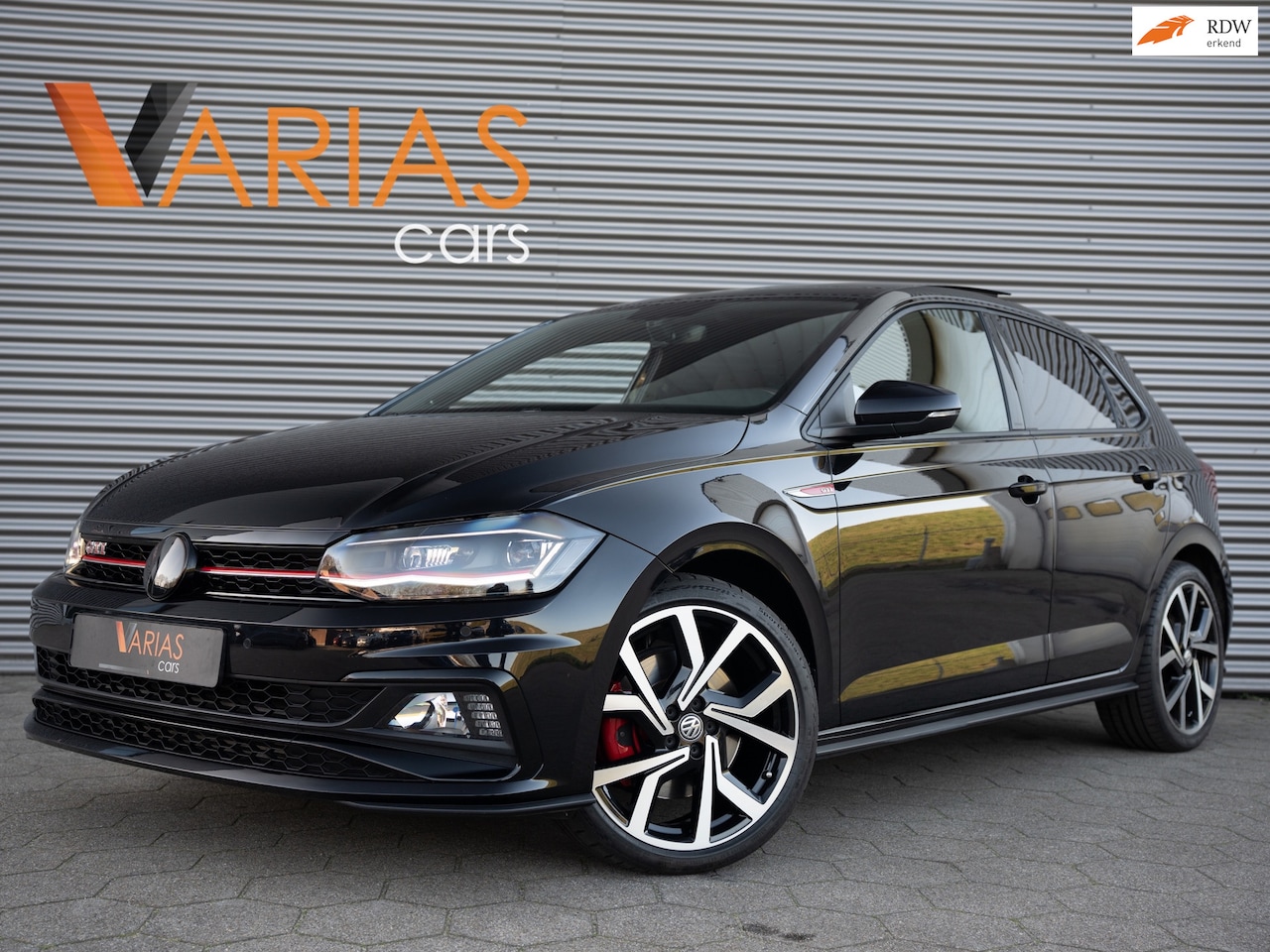 Volkswagen Polo - 2.0 TSI GTI Pano Virtual Navi Keyless Beats - AutoWereld.nl