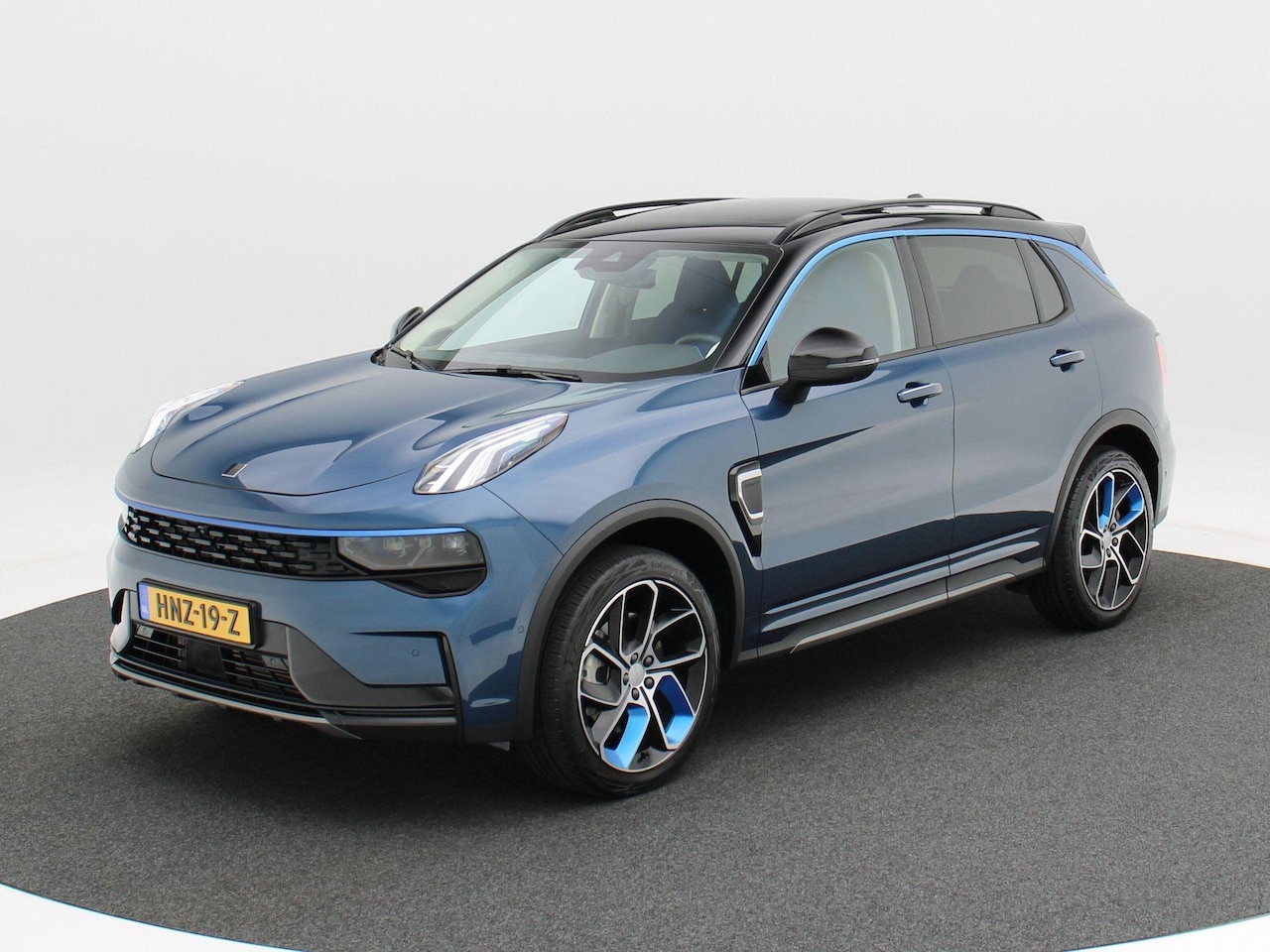 Lynk & Co 01 - 1.5 Phev 262 Pk Automaat | Full LED | Panoramdak | Navigatie | 20 Inch | Adaptive Cruise | - AutoWereld.nl