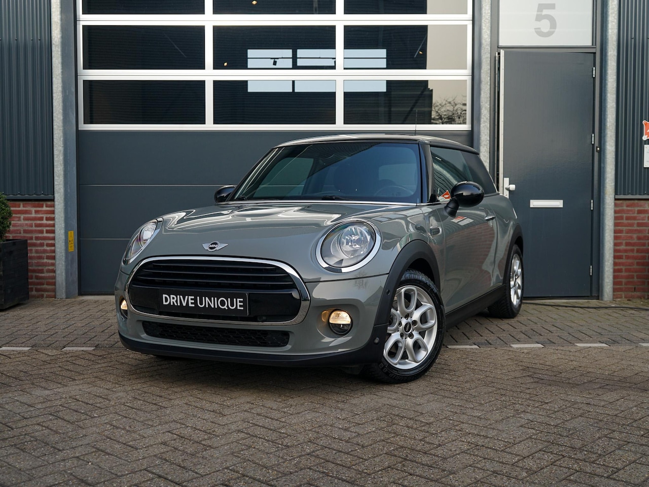 MINI Cooper - 1.5 Pepper - AutoWereld.nl