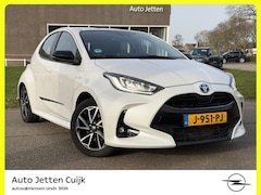 Toyota Yaris - 1.5 Hybrid First Edition #RIJKLAAR# | Camera | Trekhaak