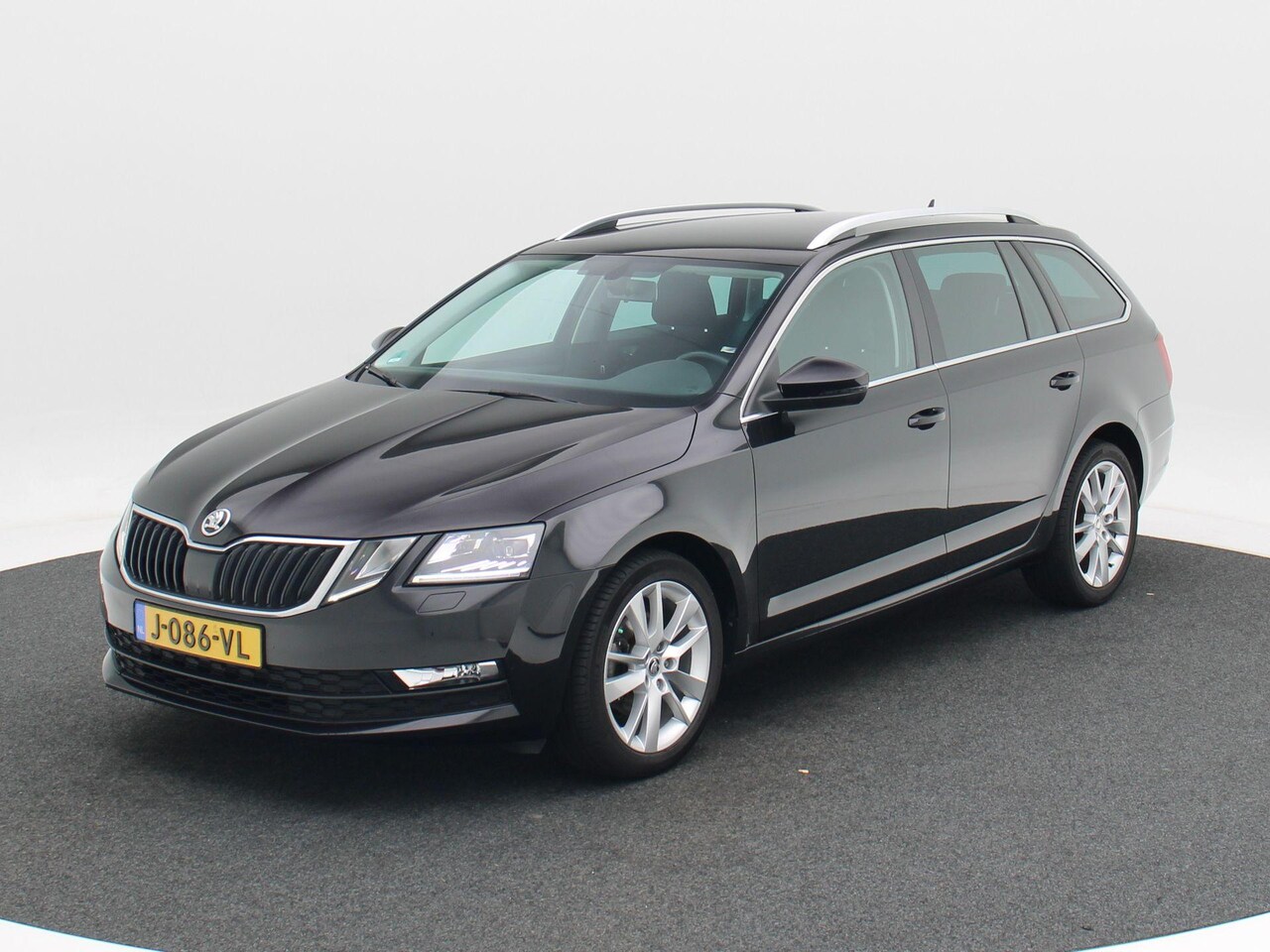Skoda Octavia Combi - 1.0 TSi 115 Pk Business Edition Plus | Camera | Stoel verwarming | Full LED | Navigatie | - AutoWereld.nl