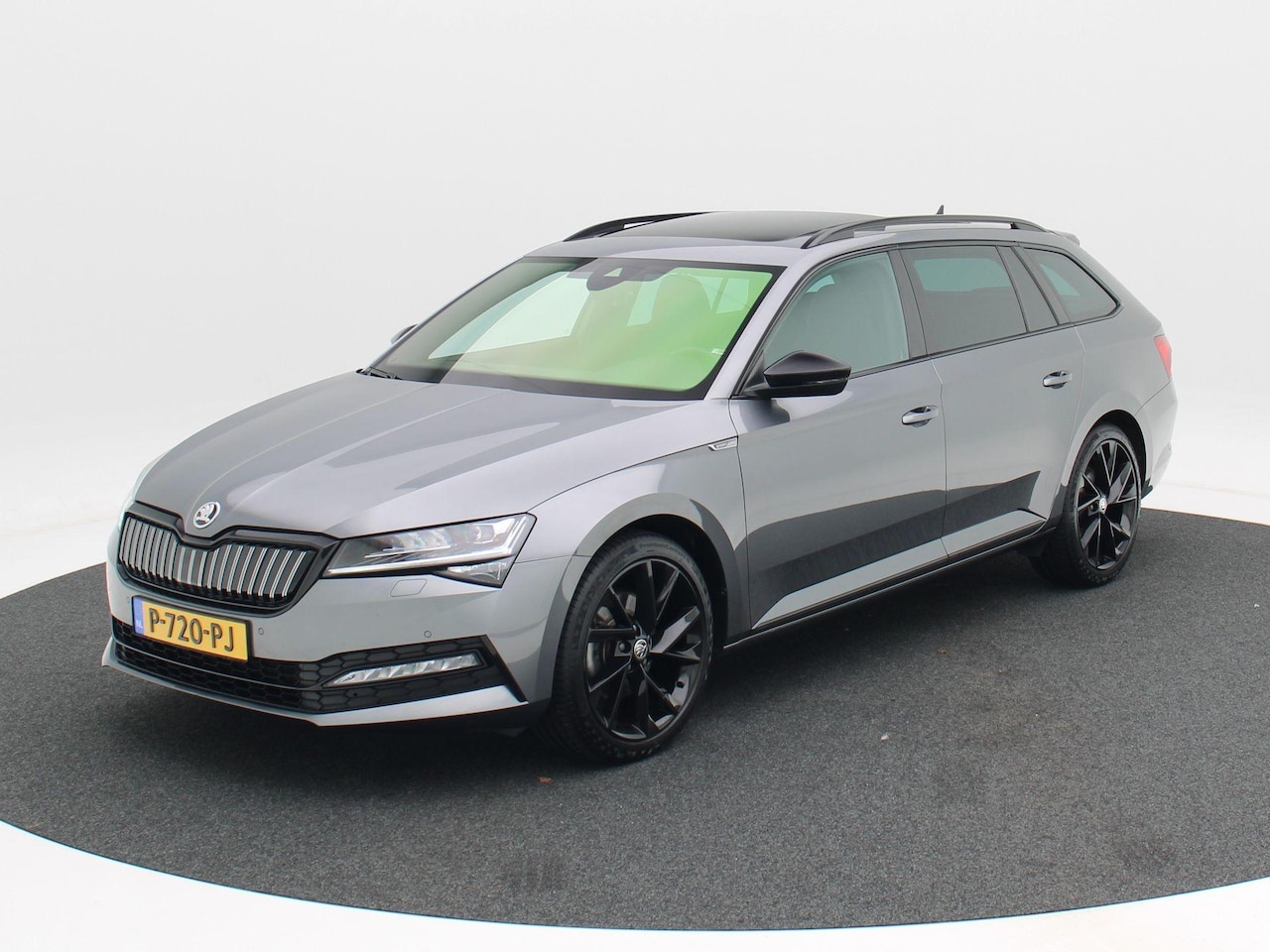 Skoda Superb Combi - 1.4 TSi 218 Pk Automaat iV Sportline Business | Panorama Dak | Alcantara Leder | Elektrisc - AutoWereld.nl