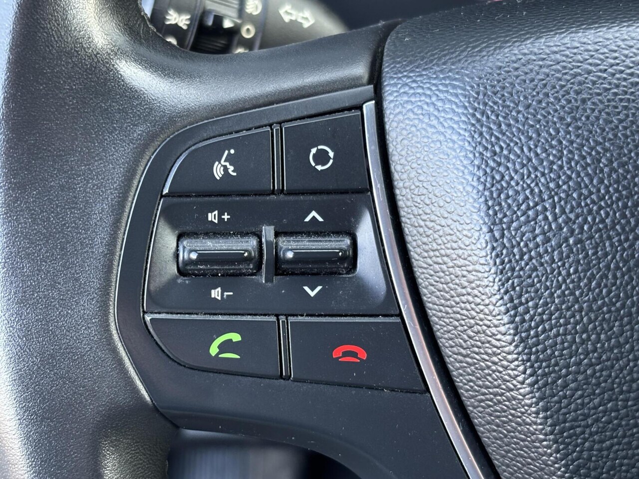 Hyundai i20 - 1.4i i-Catcher AUTOMAAT AppleCarPlay/ AndroidAuto/ Airco/ Cruise Control/ PDC