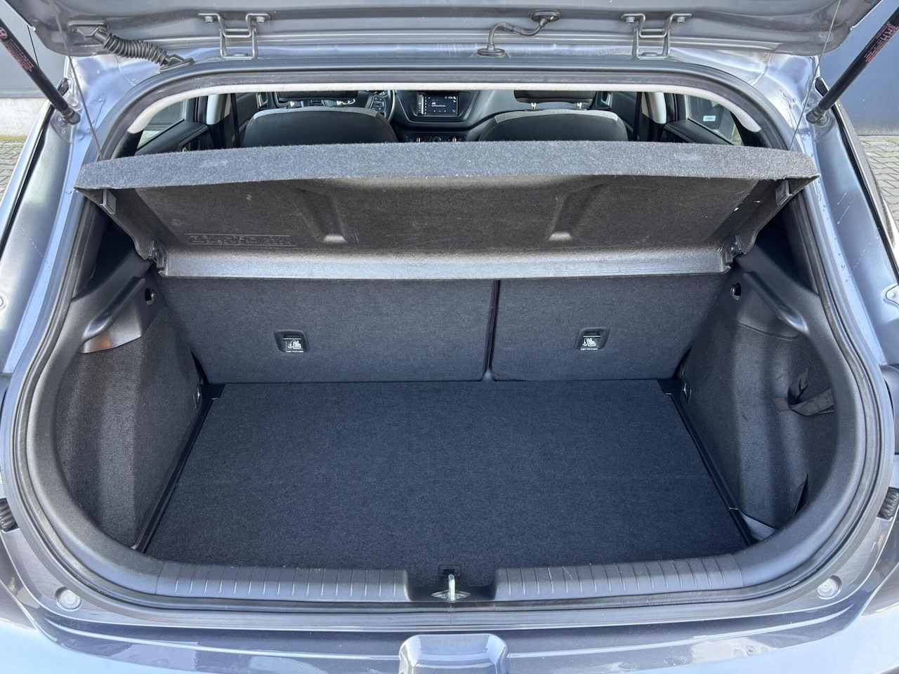 Hyundai i20 - 1.4i i-Catcher AUTOMAAT AppleCarPlay/ AndroidAuto/ Airco/ Cruise Control/ PDC