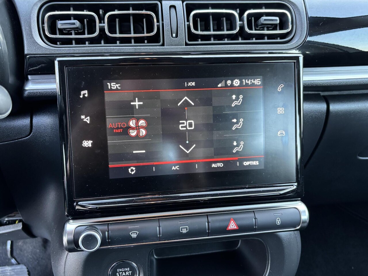 Citroën C3 - 1.2 PureTech Shine 110PK Automaat AppleCarPlay/ AndroidAuto/ Airco/ Cruise Control/ Two To