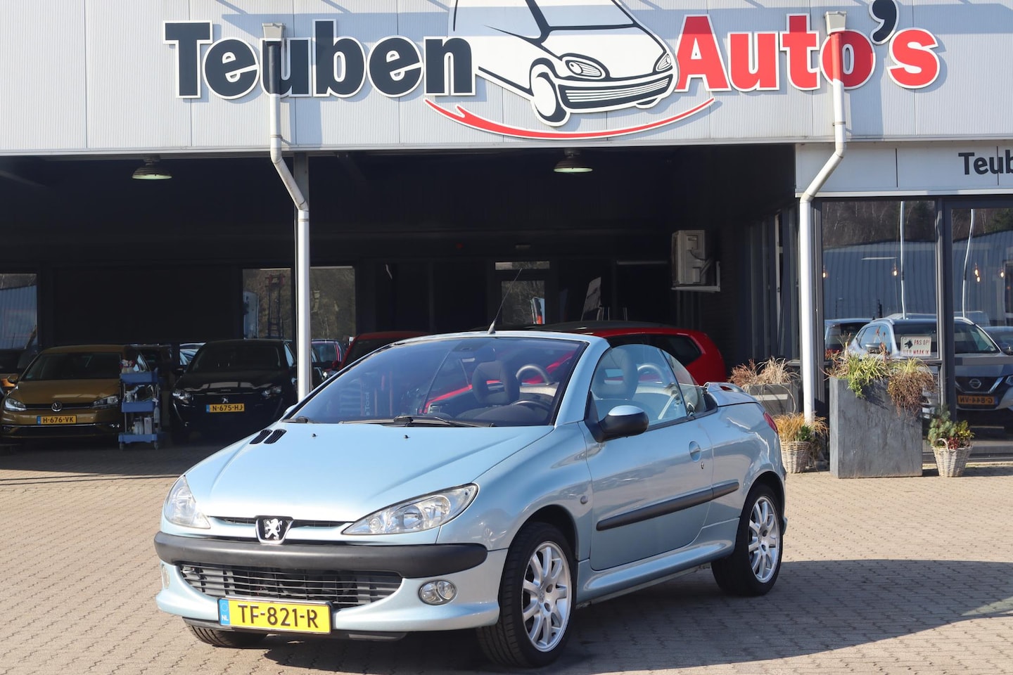 Peugeot 206 - 2.0-16V GTI Climate control, Elektrisch cabrio dak, Elektrische ramen, Radio cd speler - AutoWereld.nl