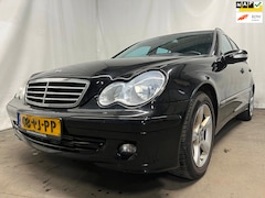 Mercedes-Benz C-klasse Combi - 180 K. Avantgarde - Motorlamp - koppeling versleten - Schade