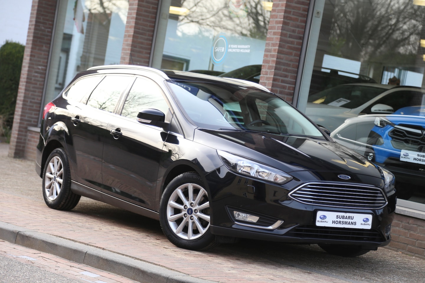 Ford Focus Wagon - 1.0 Ecoboost Titanium Navi Carplay - AutoWereld.nl