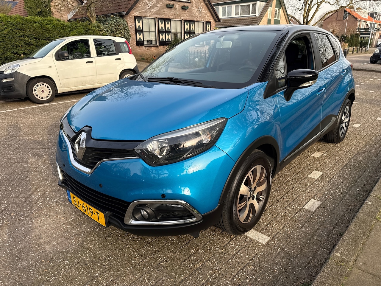 Renault Captur - 1.2 TCe Expression 1.2 TCe Expression - AutoWereld.nl