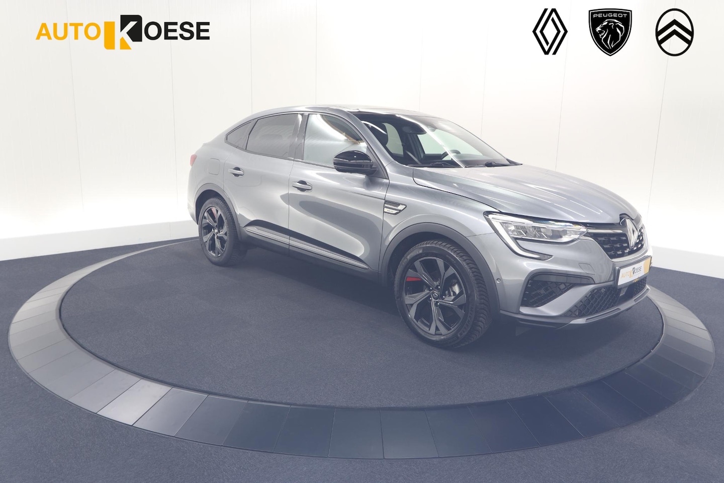 Renault Arkana - 1.6 E-Tech Hybrid 145 R.S. Line | Trekhaak | Panoramadak | Adaptieve Cruise Control | Dode - AutoWereld.nl